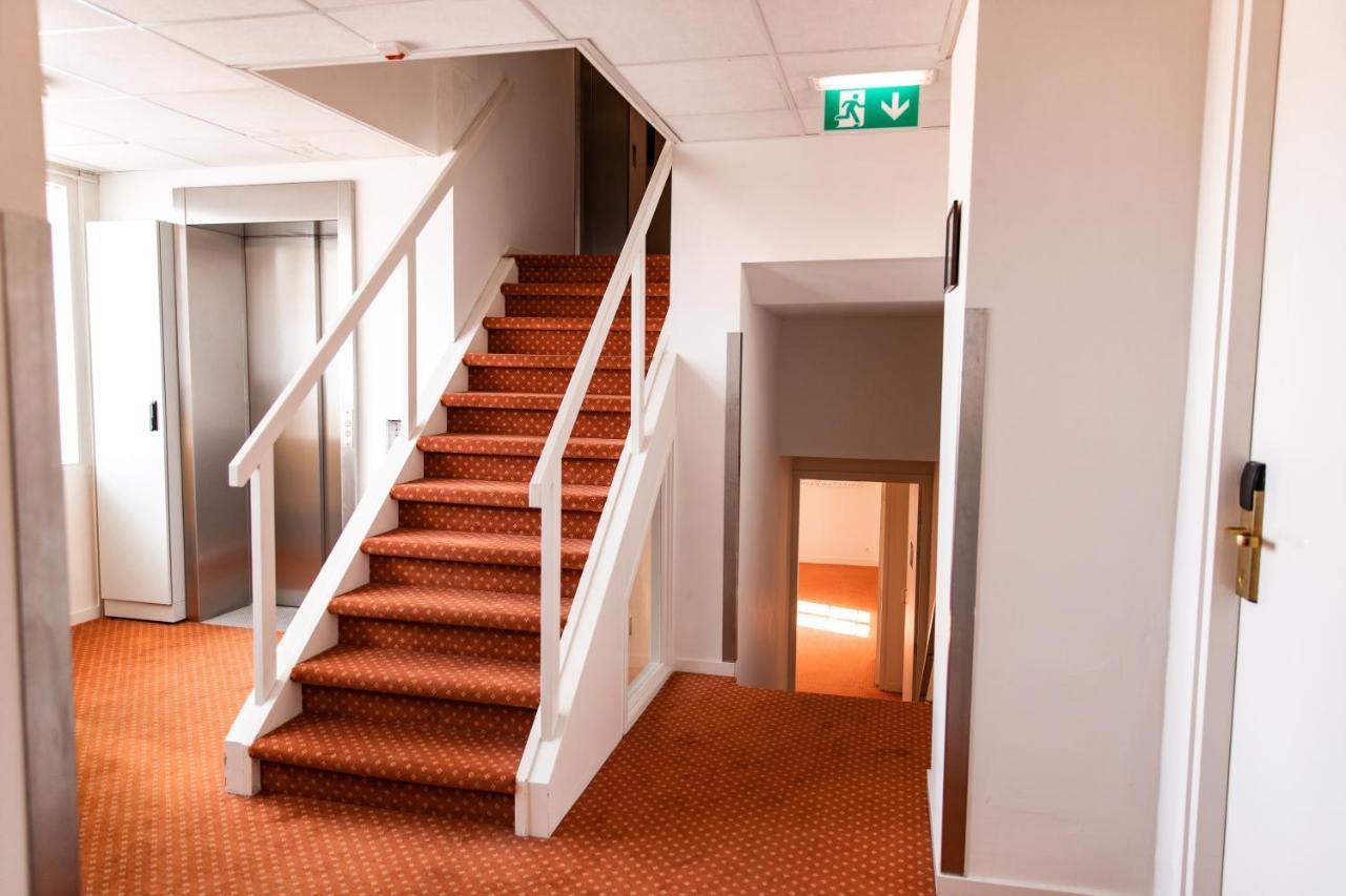 Ambassador City Centre Hotel Haarlem Exterior foto